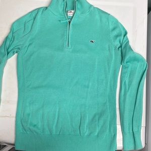 Vineyard Vines womans cotton top